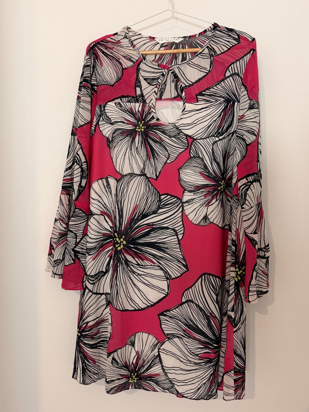 Trina Turk Pink Floral Print 98% Silk Blend Dress Sz 12 - Picture 3 of 12